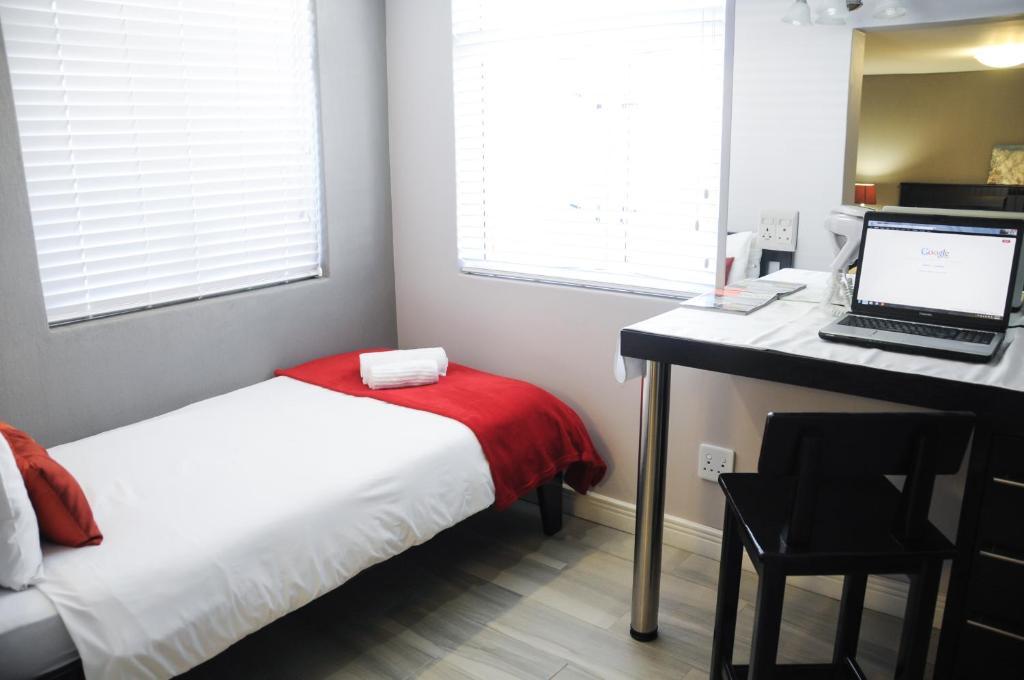 Sea Breeze Guesthouse Swakopmund Buitenkant foto
